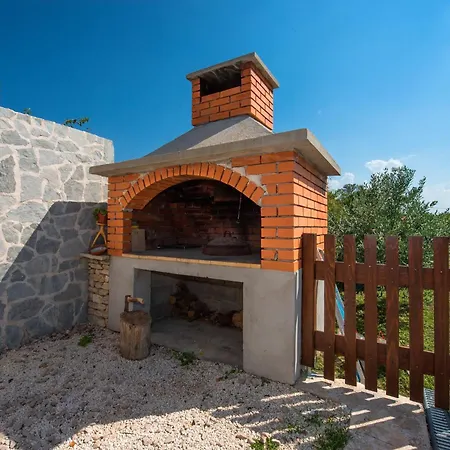 Ana With Pool National Park Krka Prázdninový dům *