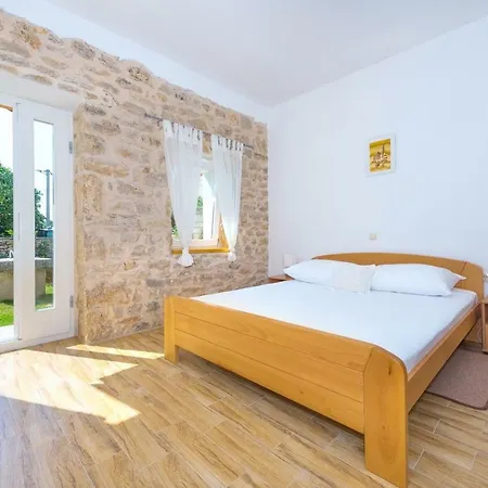 Prázdninový dům Ana With Pool National Park Krka *