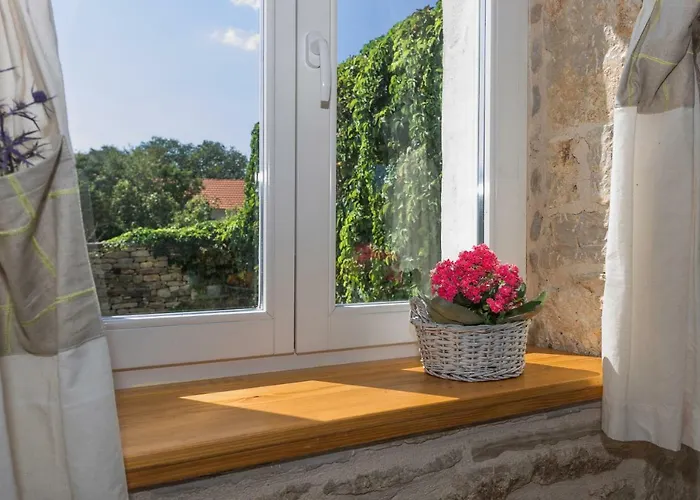 Ana With Pool National Park Krka Puljane